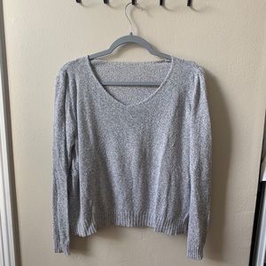 BRANDY MELVILLE gray sweater